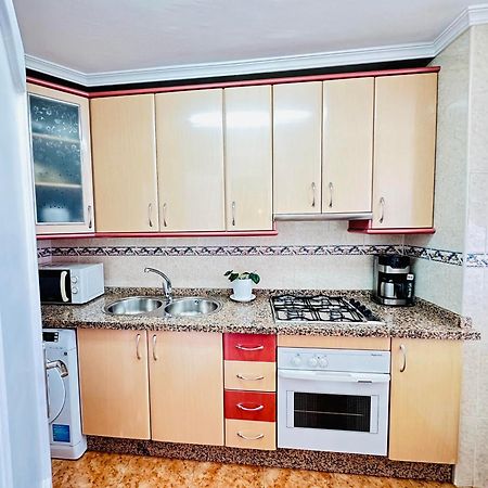 Charming & Cosy Beach Apartment ตอร์เรโมลิโนส ภายนอก รูปภาพ